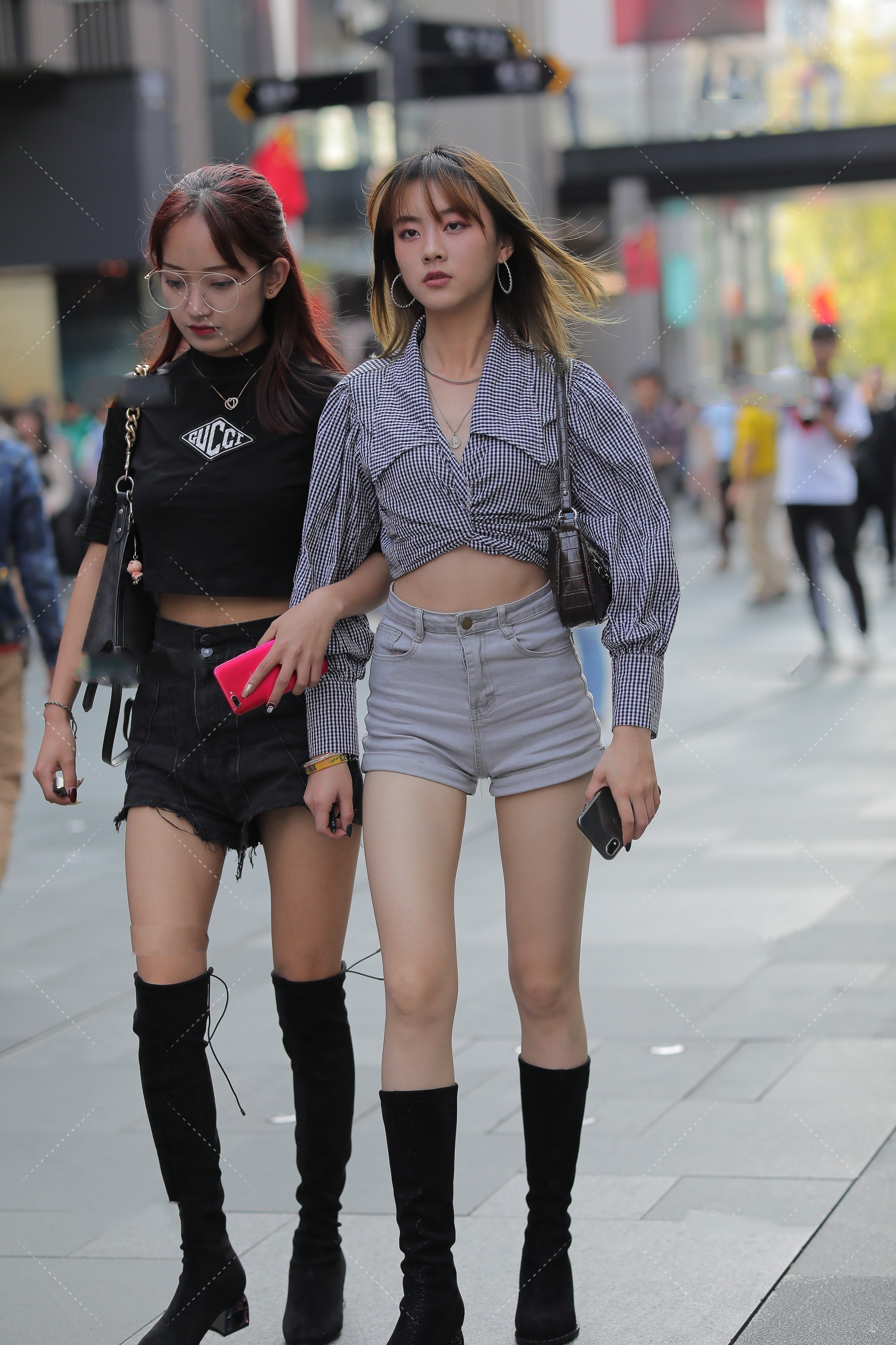 时尚|裤子和长筒靴, 时尚又摩登, 靓丽显眼