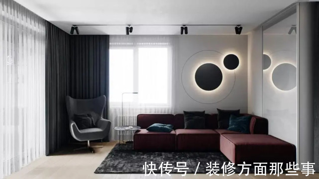 餐桌|86平现代二居室，餐桌、与中岛相连用金属架做「漂浮」状