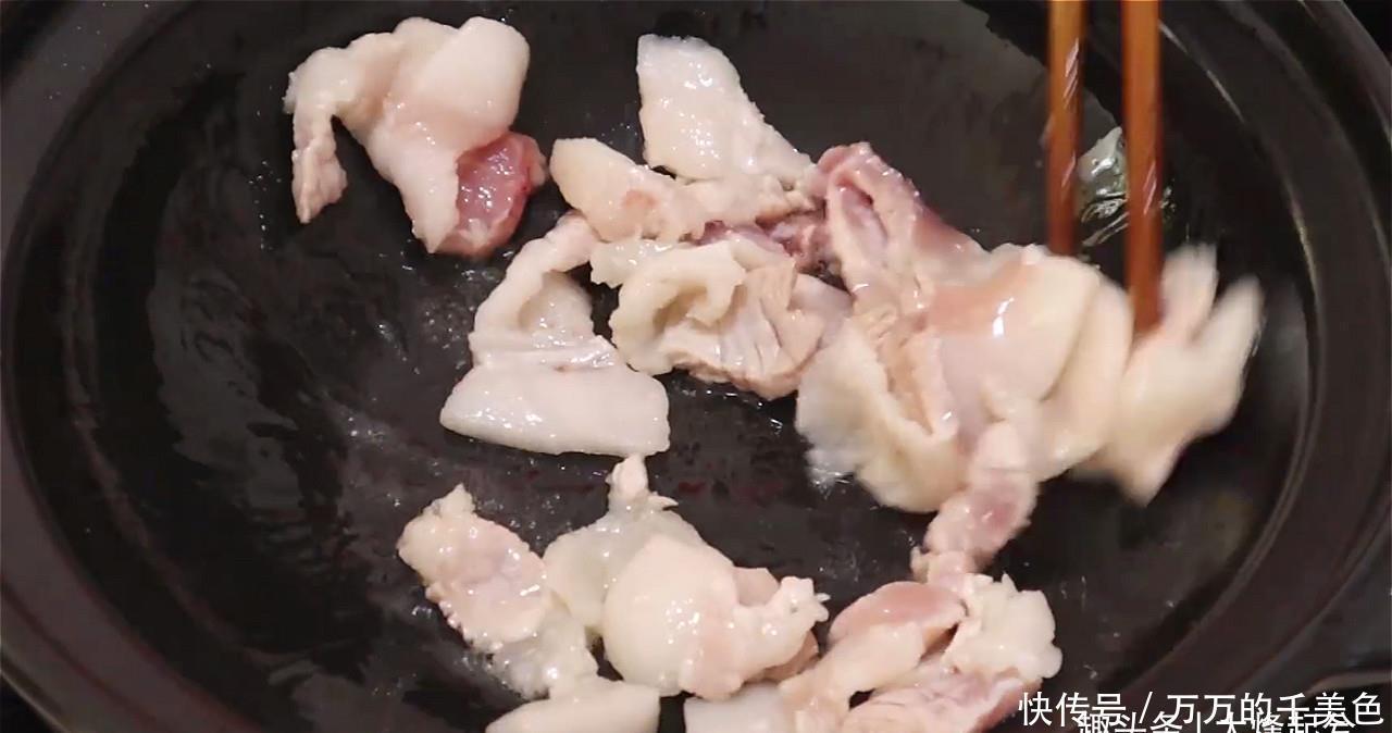 真香|香菇炖豆腐越炖越好吃,出锅满屋飘香,吃着比红烧肉还过瘾,真香