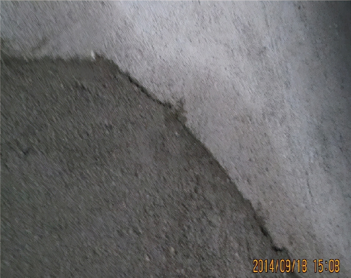 斜顶砖|墙面开裂的15个成因，施工请注意