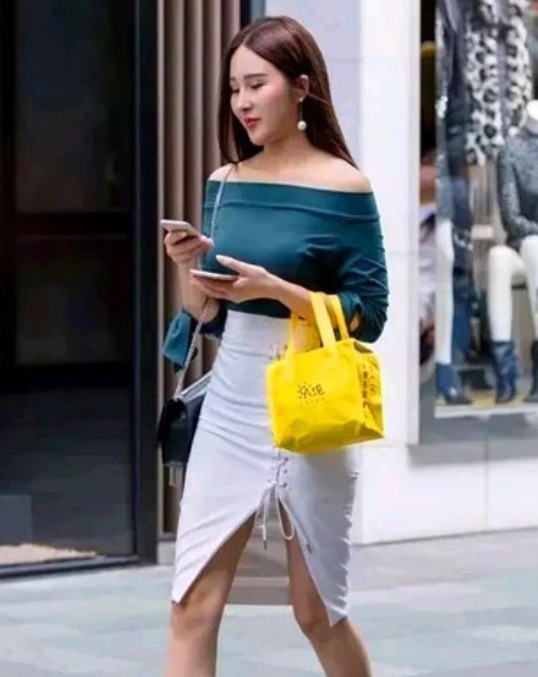 要看自身|美女街拍微胖大妹子的时尚,身材不够,搭配来凑!