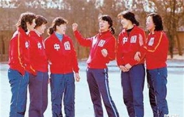 执教|26年前力邀郎平回国执教，自己却移民的周晓兰，今在美国低调生活