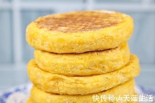 香甜|南瓜饼最简单的做法，不用一滴水一滴油，软糯香甜，易消化好吸收