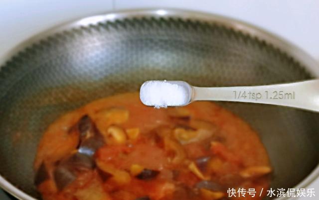 去掉|西红柿的新吃法,比炒鸡蛋还好吃,鲜香滑嫩,汤汁拌饭好吃到舔碗