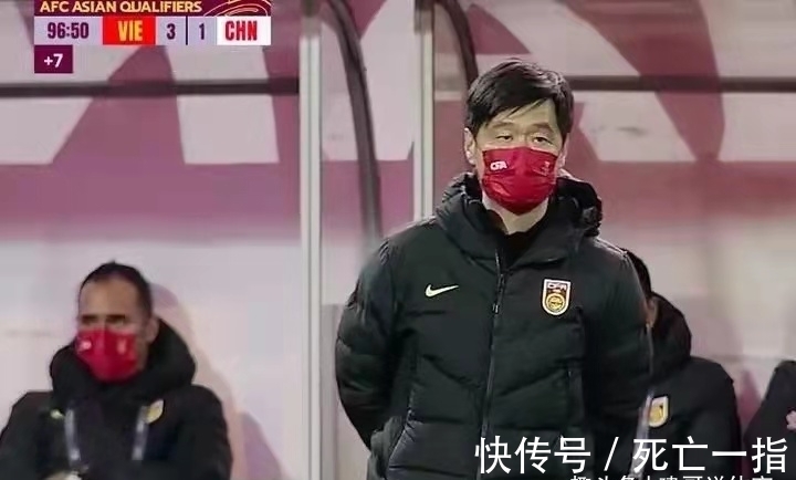 中国男足|和国足同病相怜?战胜日本逼平澳大利亚也被淘汰,他比国足要冤