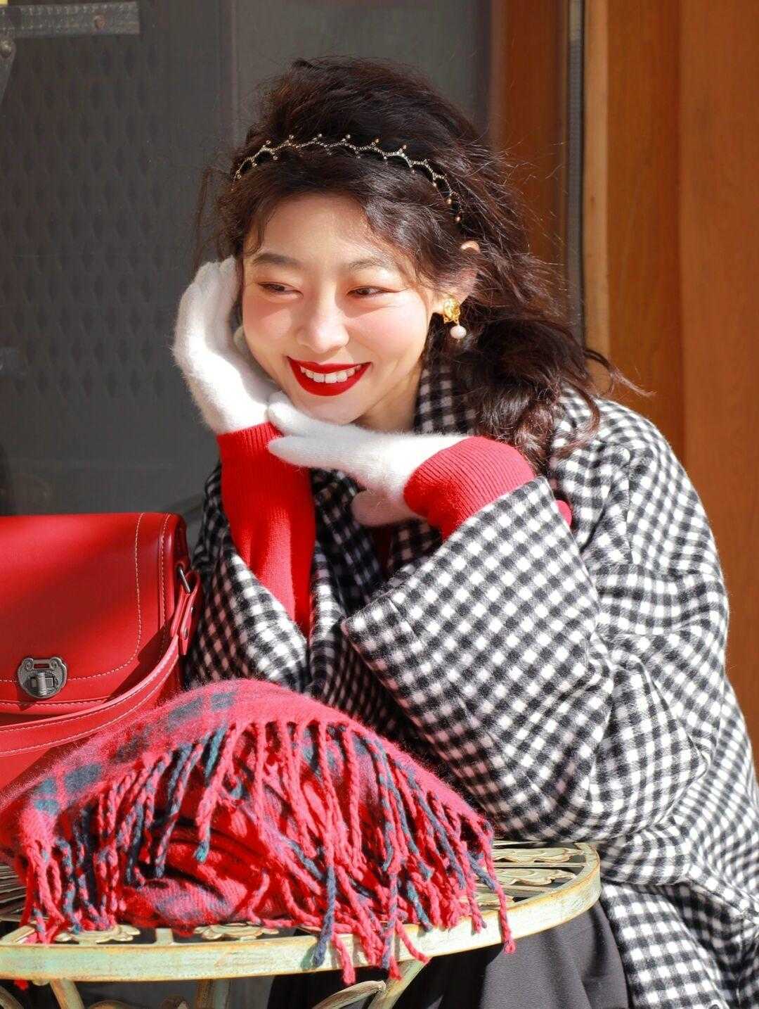 耳饰 冬天耳饰怎选才显气质？根据发型和脸型选，让你气质翻倍