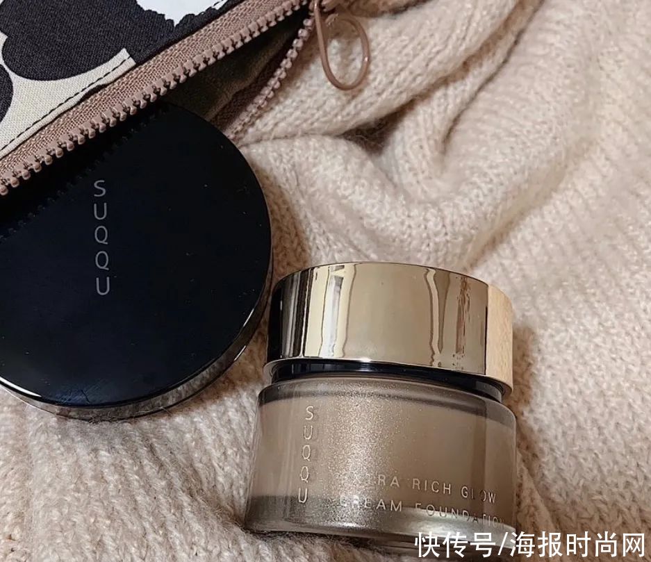 今天美容编辑教大家：如何用穿搭的思路学化妆（已疯）