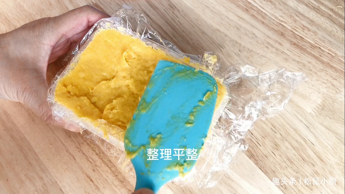 教你做一道适合减脂期吃的小零食,无油低卡清甜不腻,很简单