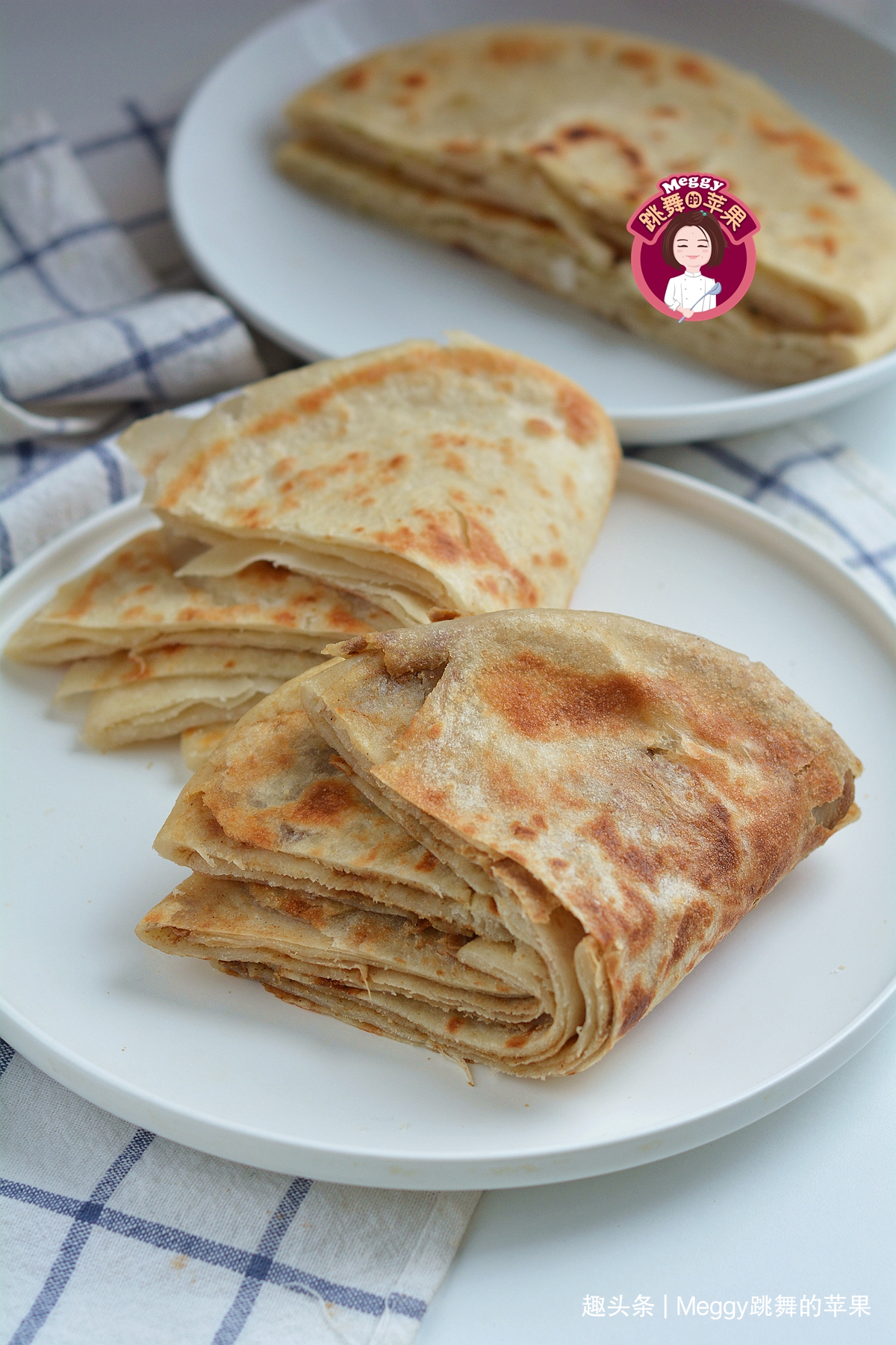 中筋面粉|3种口味的家常饼,外皮酥香柔软多层,切一刀卷一卷就这么简单