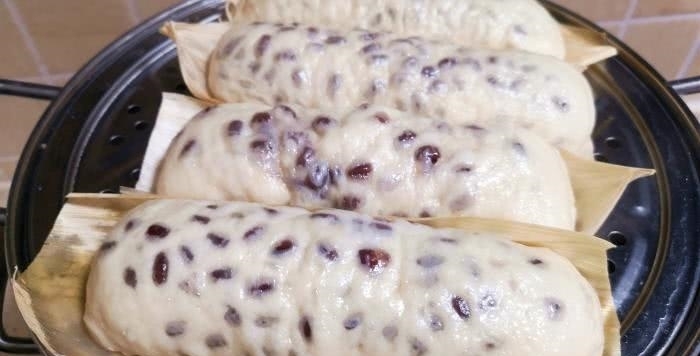 我家红豆从不熬粥喝,加1碗面粉,上锅一蒸,家人三天两头喊我做