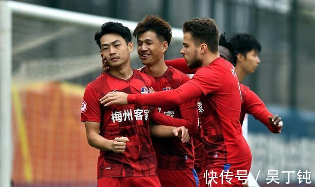 中超|恒大死活看不上的人,如今帮助新东家冲超成功,未来将继续爆发