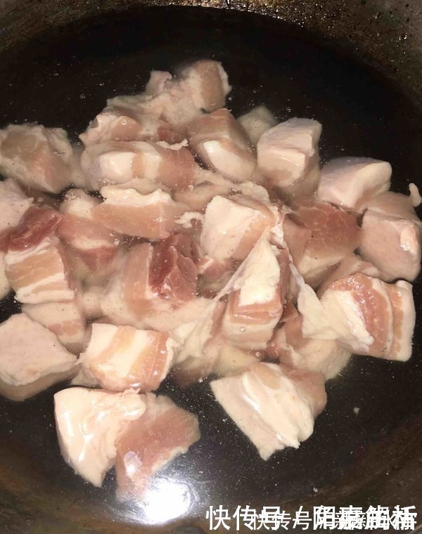 鲜嫩|大厨不小心说漏了嘴不管做什么肉，只要放勺它，鲜嫩美味不粘锅