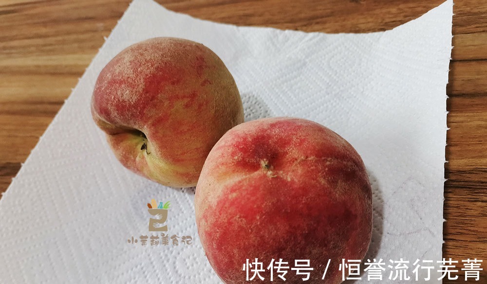 冰箱|才知道,保存桃子,直接放冰箱容易烂,桃农教我1招,放15天不坏!