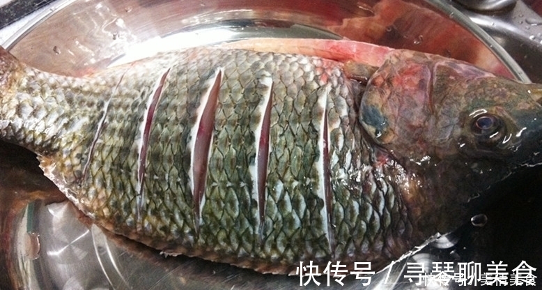 小葱|侄儿点名要吃鱼,用此方法烹调,简单又好吃,细嫩鲜香无腥气