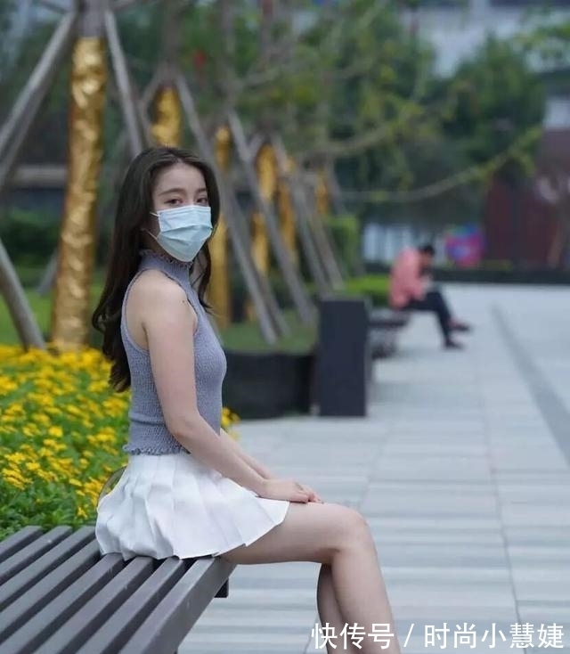 运动鞋|“A字裙”大势已去,直男更青睐百褶裙,这样才能展现你的风采!