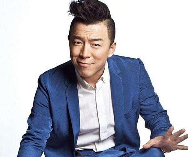 |候车室“女版黄渤”被刷屏!黄渤23字幽默回应,这情商高得厉害