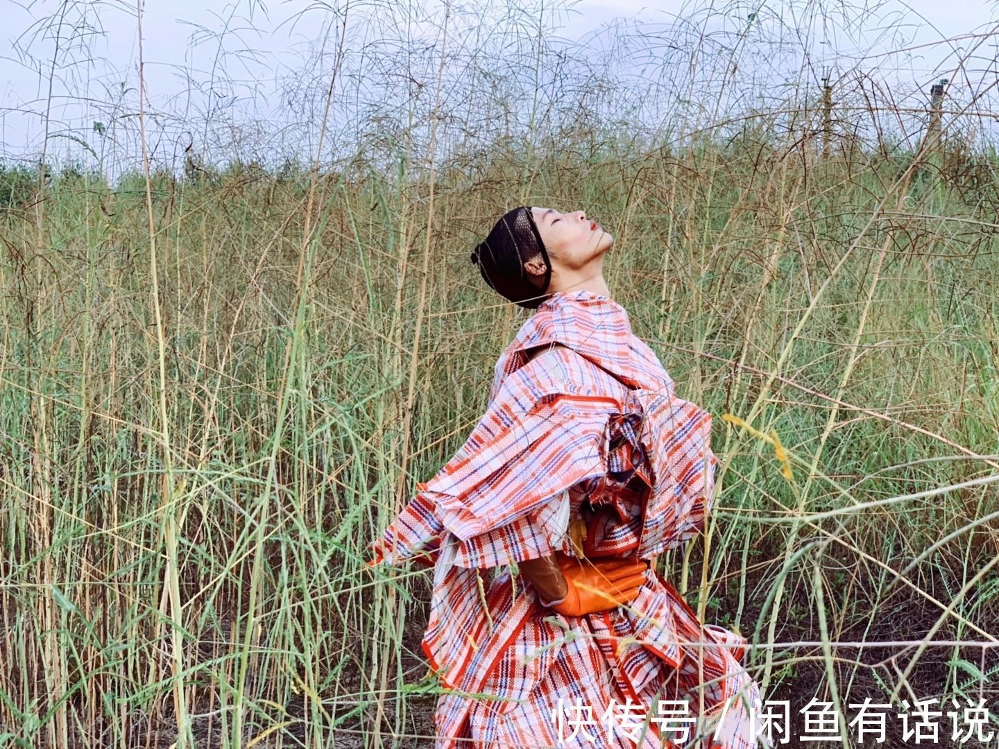 城乡|身在城乡结合部,心在巴黎时装周,“纯天然服装秀”走出超模步伐