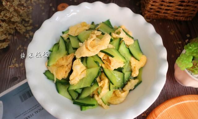 丝瓜|七月三伏天,记得多吃“1肉3瓜”,帮助家人顺利过夏天