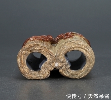瓷器#奇形怪状以精巧取胜的瓷器材质镇纸,值得收藏吗