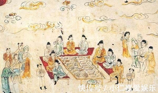 澳洲電視臺：白人扮演武則天吃蟑螂惹眾怒，真實的唐朝到底吃啥