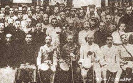 凄凉|20岁女子嫁50岁傻子, 傻子后来成为总统, 女子却晚年凄凉