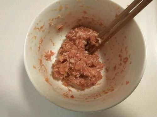 皮薄馅大的烧麦，颜值高味道赞，吃一个营养又健康