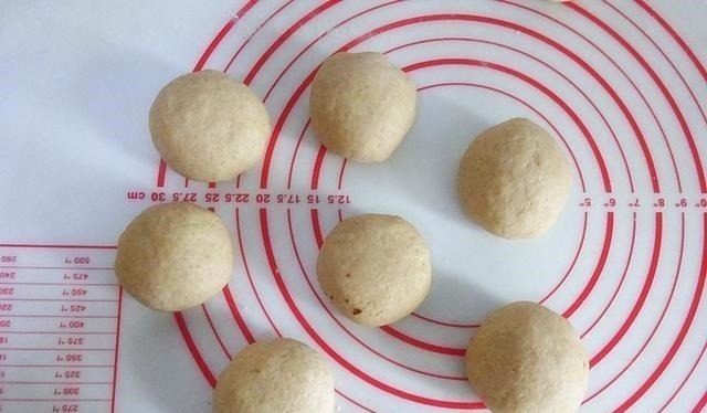 早餐饼用它做，维E含量是普通面粉的十几倍，味道独特，孩子最爱