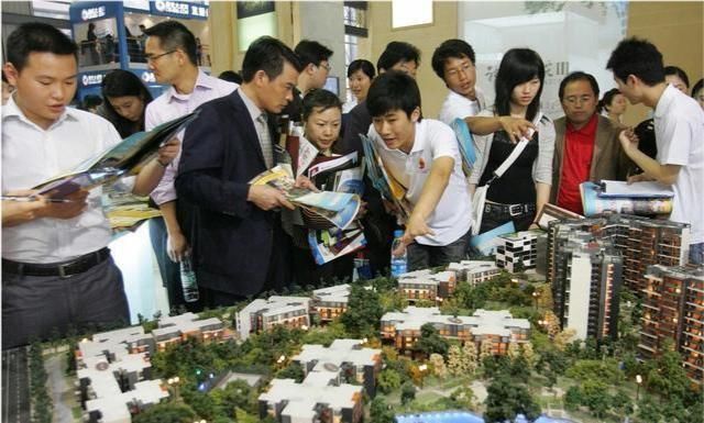 顶楼|买房楼层如何选？建筑学家直言：坚持楼层“3选2不选”准没错
