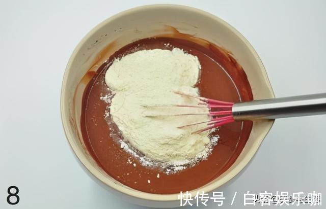 色拉油|想吃蛋糕怕打发太难，试试这款蛋糕，搅拌均匀就能做，新手也成功