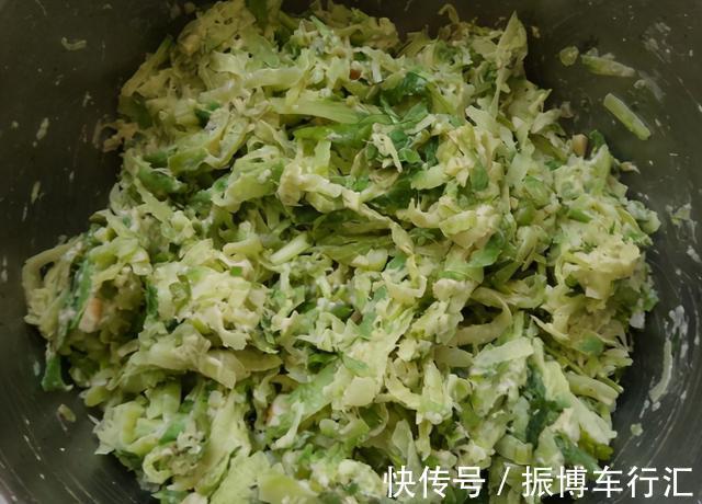 萝卜丸子|炸萝卜丸子，用淀粉用面粉都不对，这样做外酥里嫩，鲜香味美