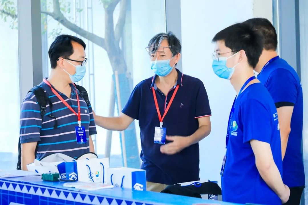 封面新闻|全国机器人大赛重庆选拔赛落幕 32支队伍入围全国总决赛
