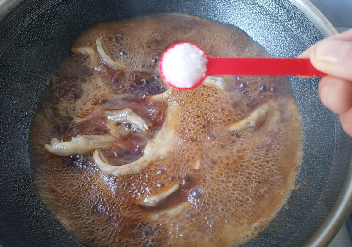 好吃|红烧鸭掌，美味下酒菜，好吃不贵