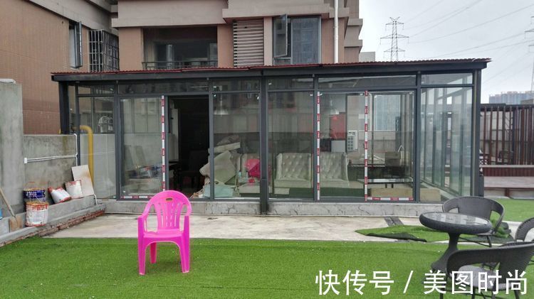 菜地|2年前买了个300㎡的露台,打造成屋顶花园,过上了田园生活