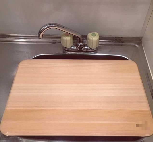 置物架|厨房面积不到3㎡，收纳一定要这样做，瓶瓶罐罐收纳得整整齐齐