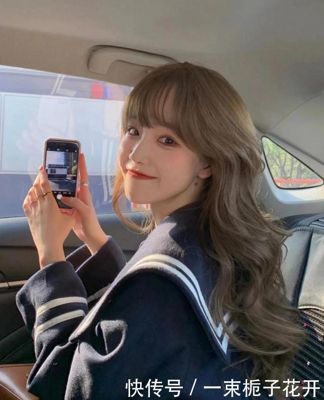 发色|2021年发色流行趋势,“雾棕色”高贵冷艳,第3款谁染谁好看!