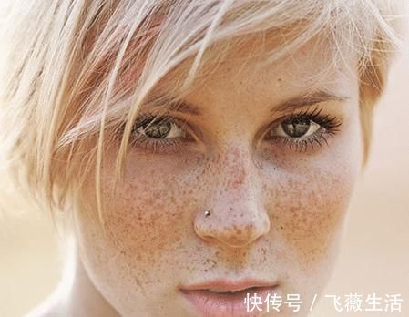 女性|雌激素快“见底”的女人：身体或发出这4“暗号”，别视而不见