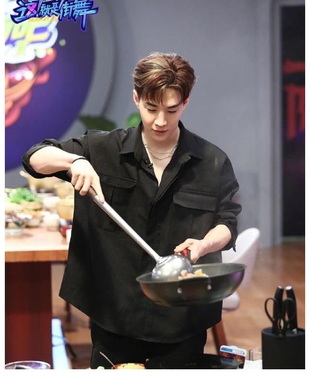 涅槃重生|和小提琴共生25年，刘宪华的音乐能力有多变态？