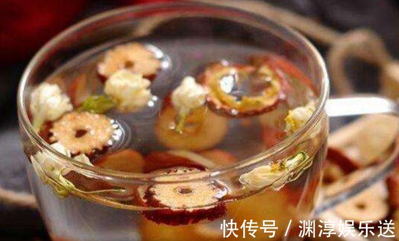 常喝|山楂和此物泡水,天然“减肥药”,常喝失眠好了,瘦出小蛮腰!