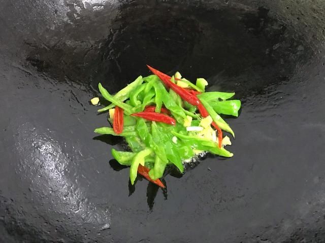 天凉了,这海鲜多给孩子吃,钙是牛肉6倍,营养易吸收,贵也别省