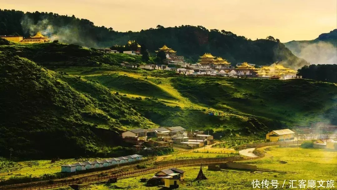 秘境川西，享一场色彩狂欢；瑰丽山河，赴一场诸神盛宴