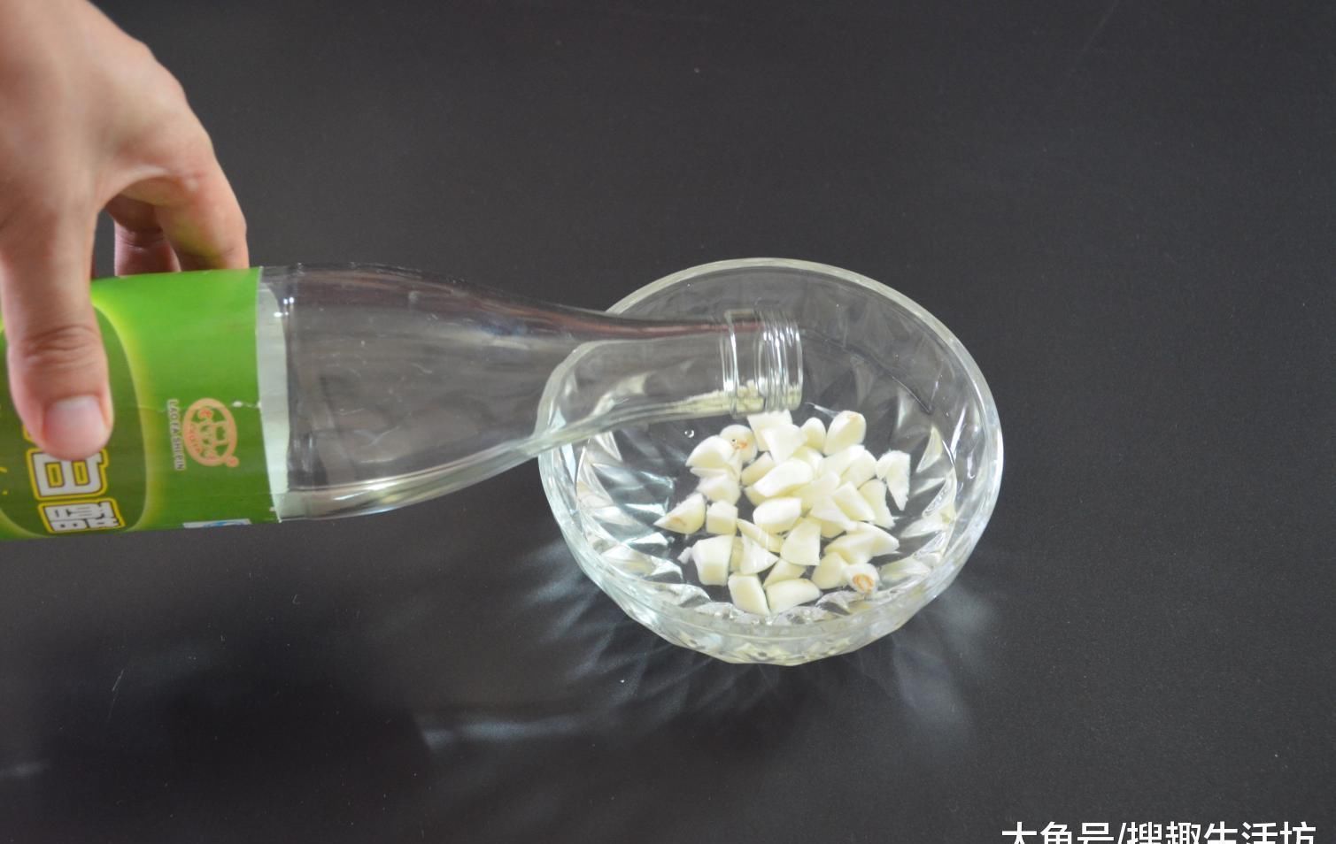 混合|大蒜和白醋混合在一起, 这个作用太棒了, 解决了很多人的烦恼