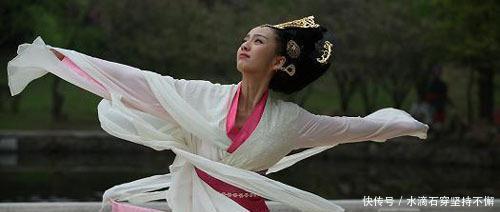 女婴|汉朝一女婴，出生后不吃不喝3天3夜都没死，29岁一跃成为皇后！