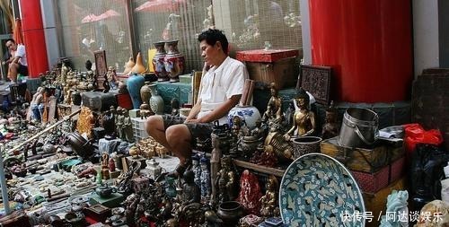 这面契丹金牌,一开始以为是赝品,后来发现是难得的宝贝