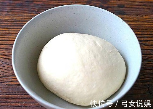 发面|电饼铛烙饼总发硬那是你用错方法,教你一招破解,饼香软有层次