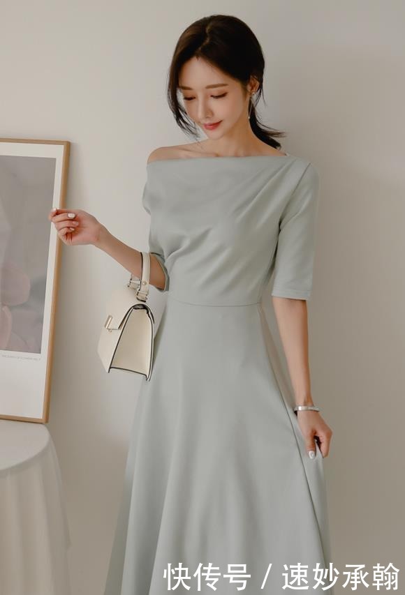 女装|孙允珠女装美图:玲珑青竹萱草陶釉花瓶连衣裙!