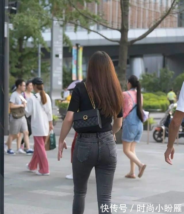 打底裤|打底裤的穿着更遮肉，突出轻熟女性魅力，修饰身材的缺点