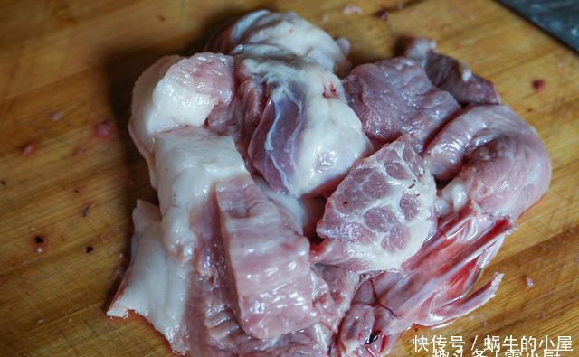 三伏天流汗多,常吃这种肉,滋补解暑,比猪肉便宜,比羊肉好吃