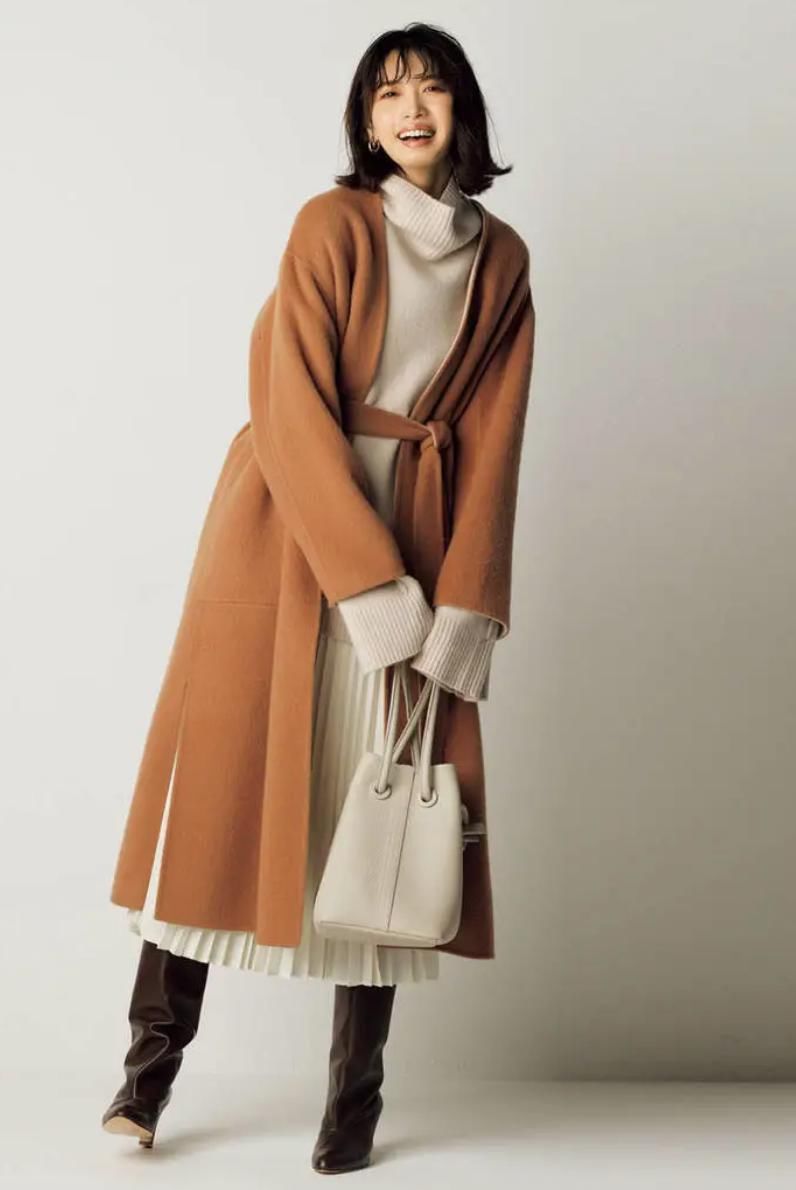  流行|“马丁靴”失宠了？“大衣＋这双鞋”正流行，时髦又显高！