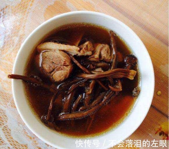 干磨菇|这个汤很容易被孕妇忽视, 却不知对孕妇对胎儿都有很大好处！