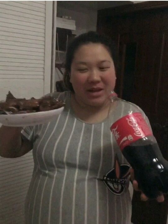 张女士|孕妈要管住嘴，3种食物尽量少吃，宝宝出生后就算有黄疸也不严重